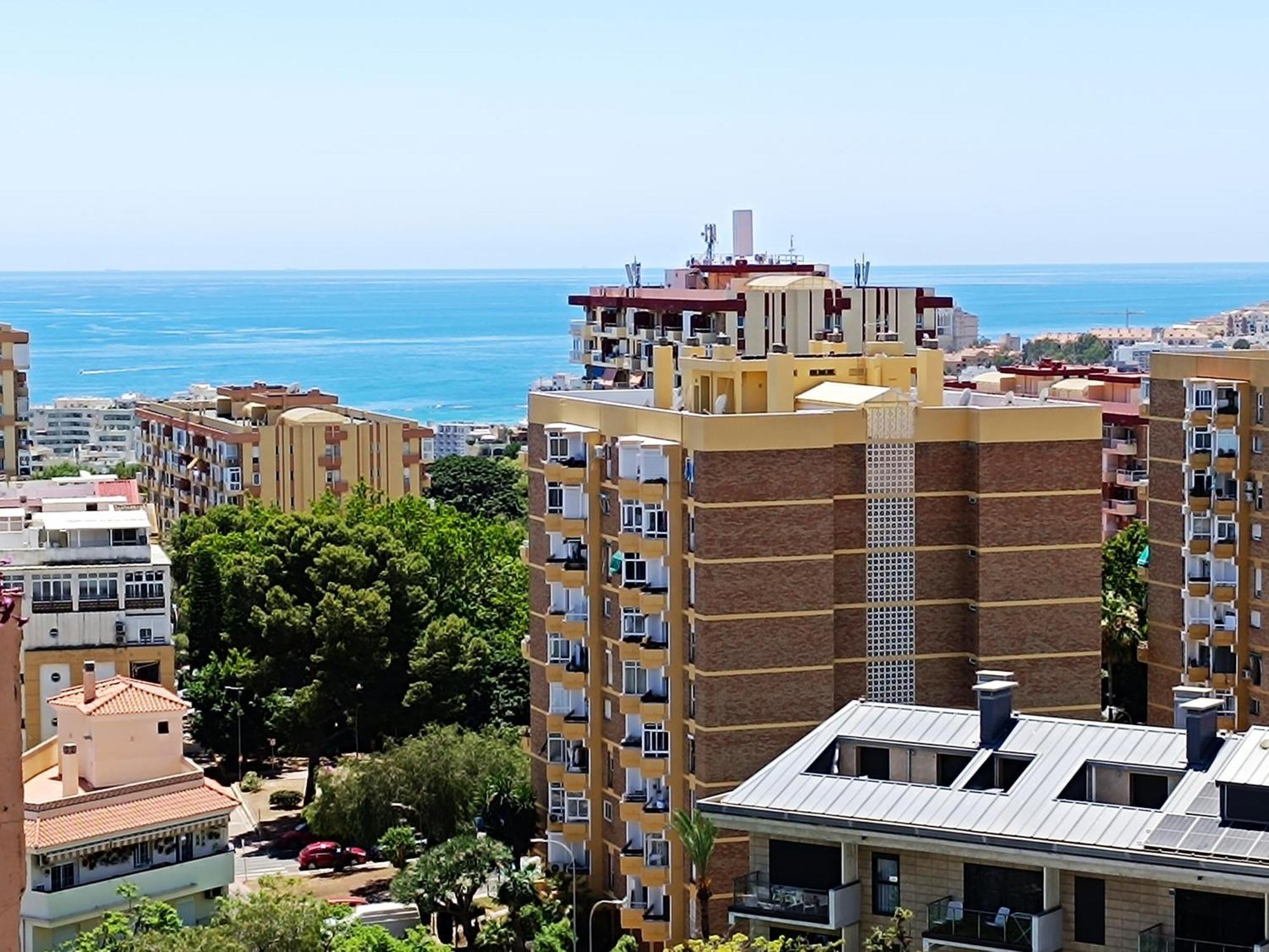 Attico Acuario, 2 Bathrooms Top Floor Appartment With Sea And Mountain Views Бенальмадена Екстер'єр фото